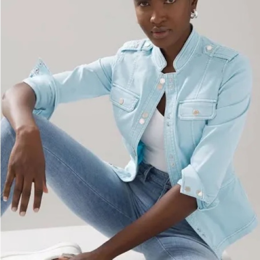 NWT White House Black Markey Snap Front Light Blue Women's Jacket